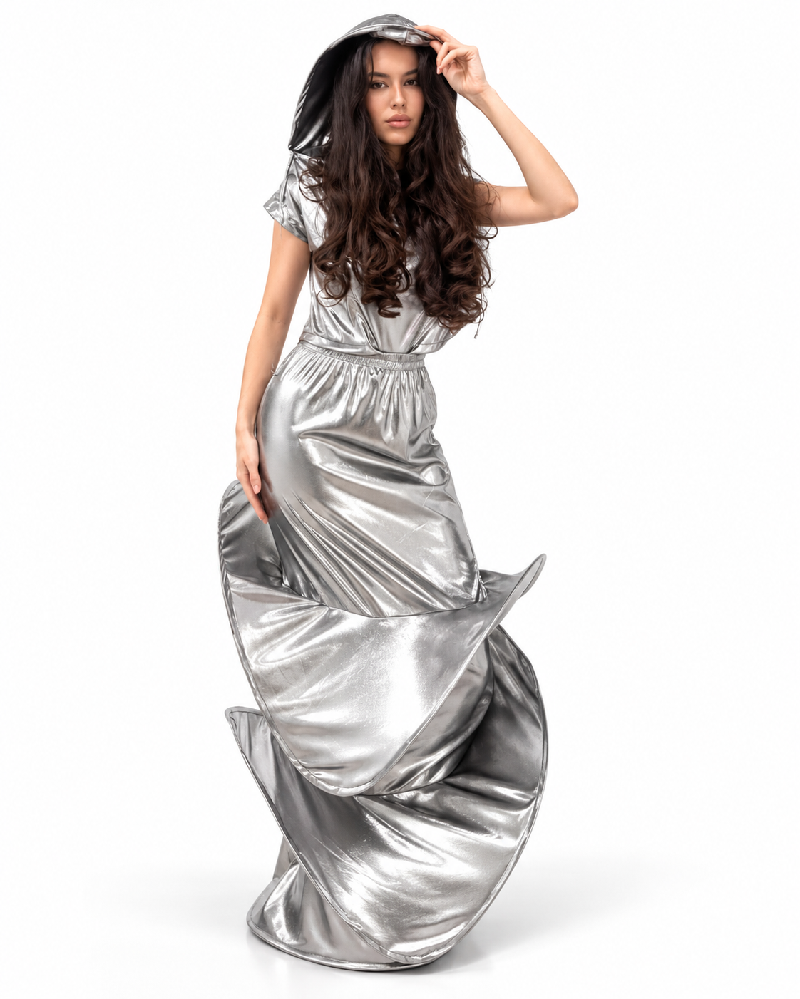 PLATIUM Sculptural Hooded Look
